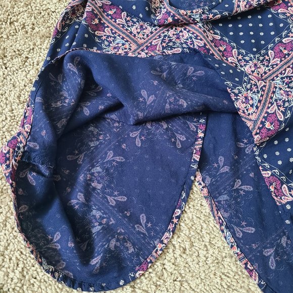 Split Back Tank - Picture 9 of 15